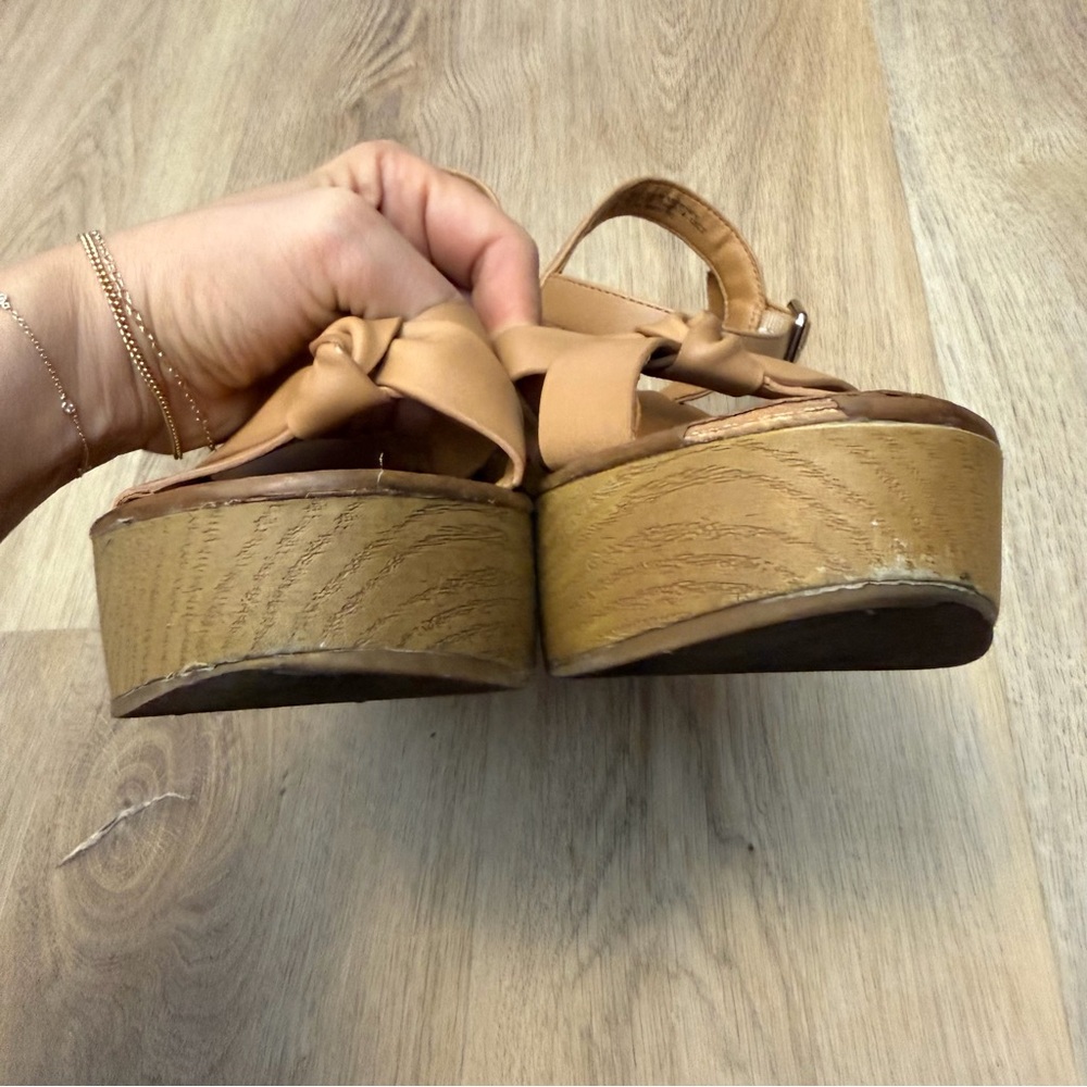 Universal Thread Tan Knotted Sandals - Picture 4 of 8